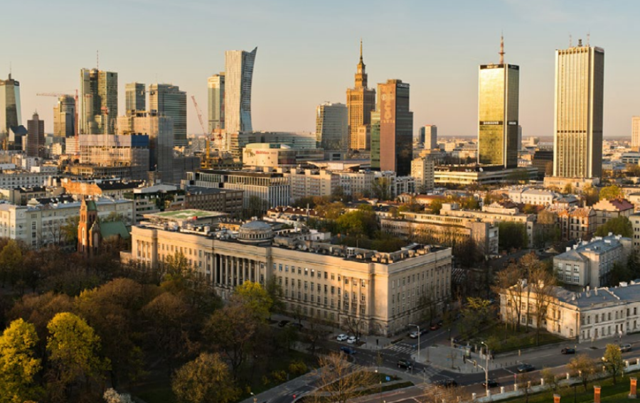 Wystawa „Leczymy i kształcimy z pasją. Benefis Uniwersyteckiego Centrum Klinicznego Warszawskiego Uniwersytetu Medycznego”. Od dziś do obejrzenia na naszej stronie!